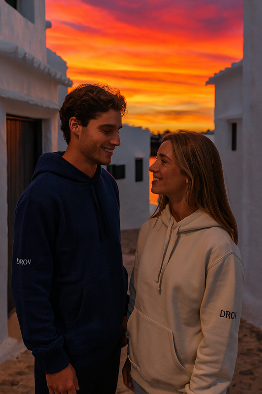 Sudadera capucha logo manga.